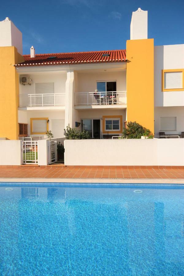 Surf House Baleal Bed & Breakfast エクステリア 写真